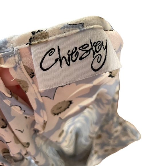 Chesley Vintage Plus Size Blue Garden Whimsical Floral Print Sleeveless Dress - Picture 7 of 7